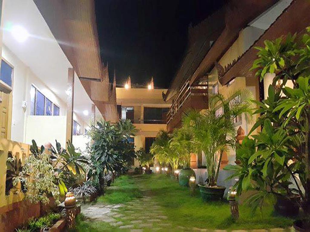 Manisanda Hotel Bagan Exterior photo