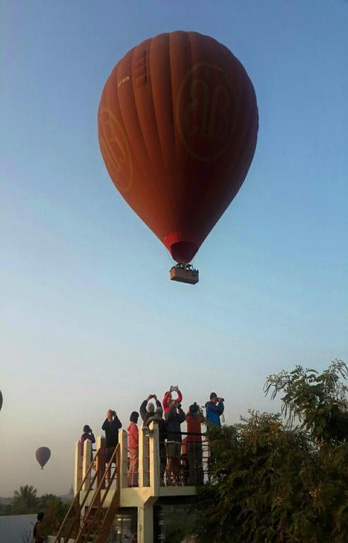 Manisanda Hotel Bagan Exterior photo